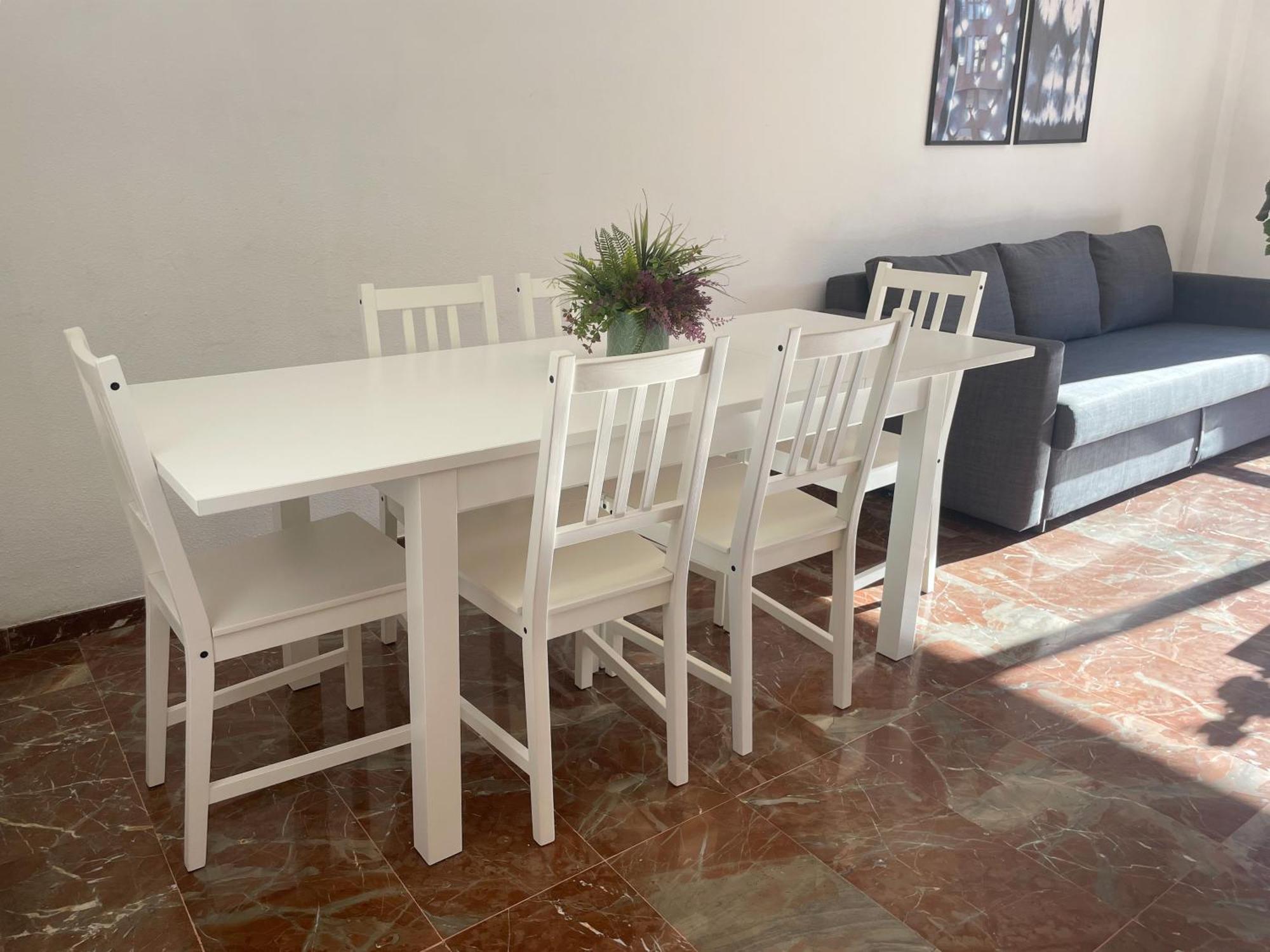 Apartamentos El Pilar Suites 3000 萨拉戈萨 外观 照片